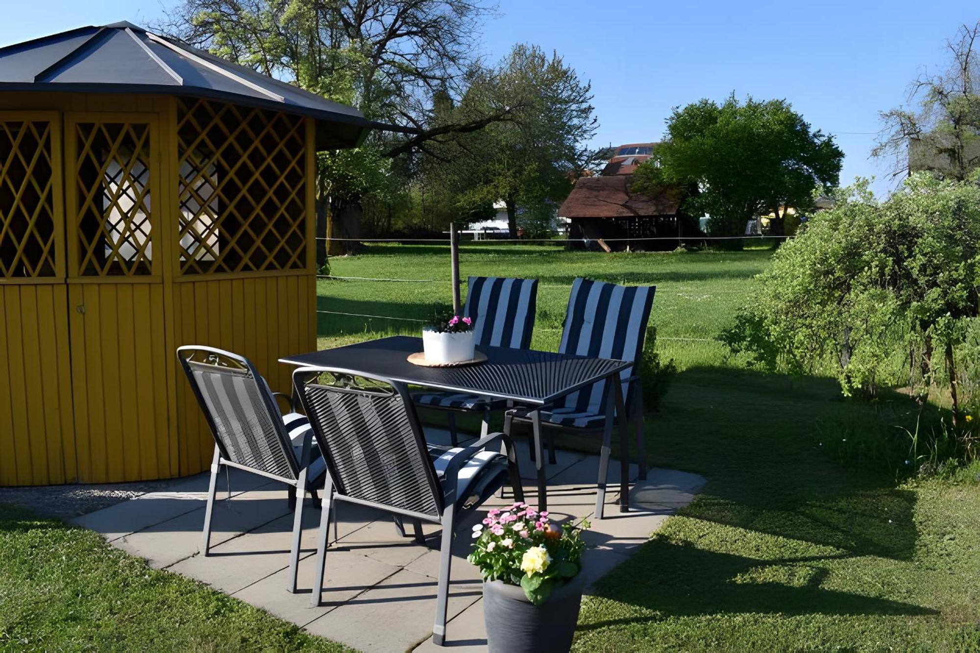 Apartmán Ferien- Und Obsthof Dillmann Langenargen Exteriér fotografie